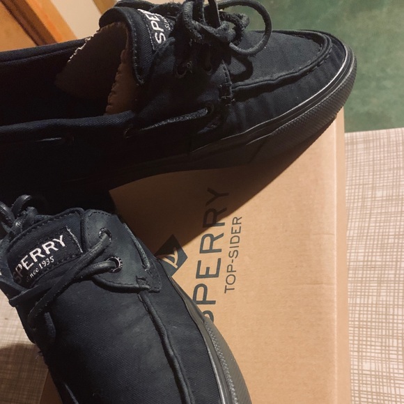 Sperry - Picture 2 of 6